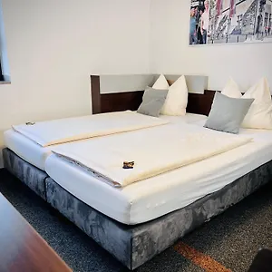  Hostal City-hostel Koeln-riehl Alemania